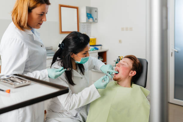 Best Emergency Tooth Extraction in Gridley, IL